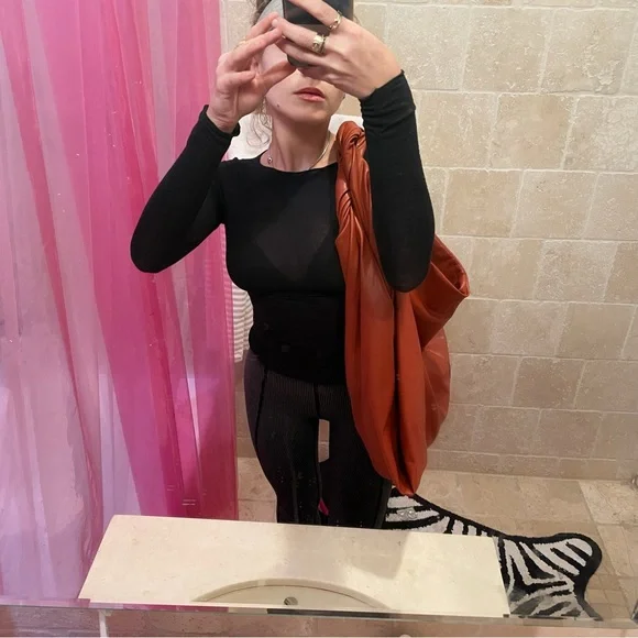 A.L.C Leo Large Leather Tote - Picture 6 of 14